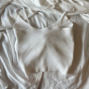 White tank top with twist in the back